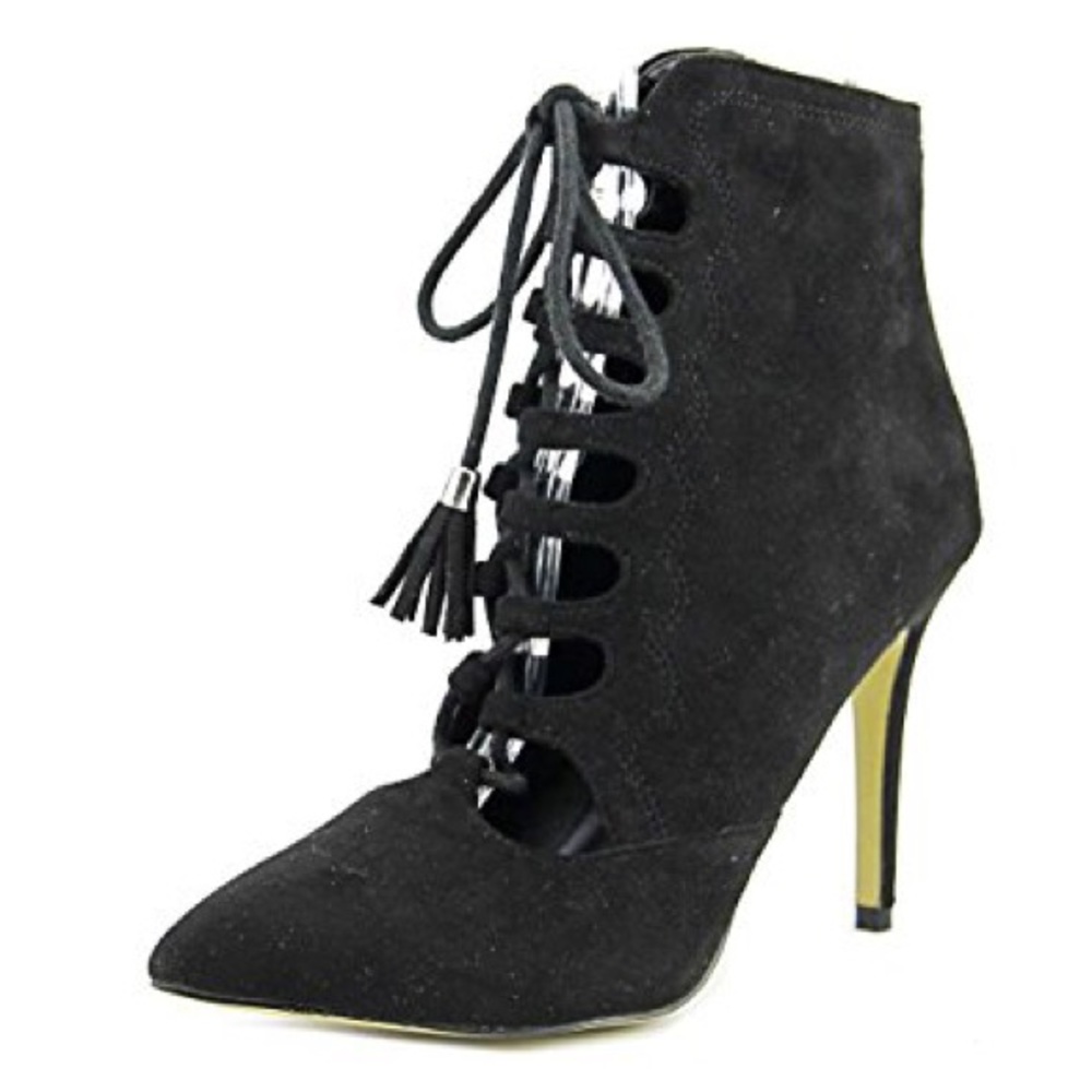 NWT Zigi Soho lace up booties!